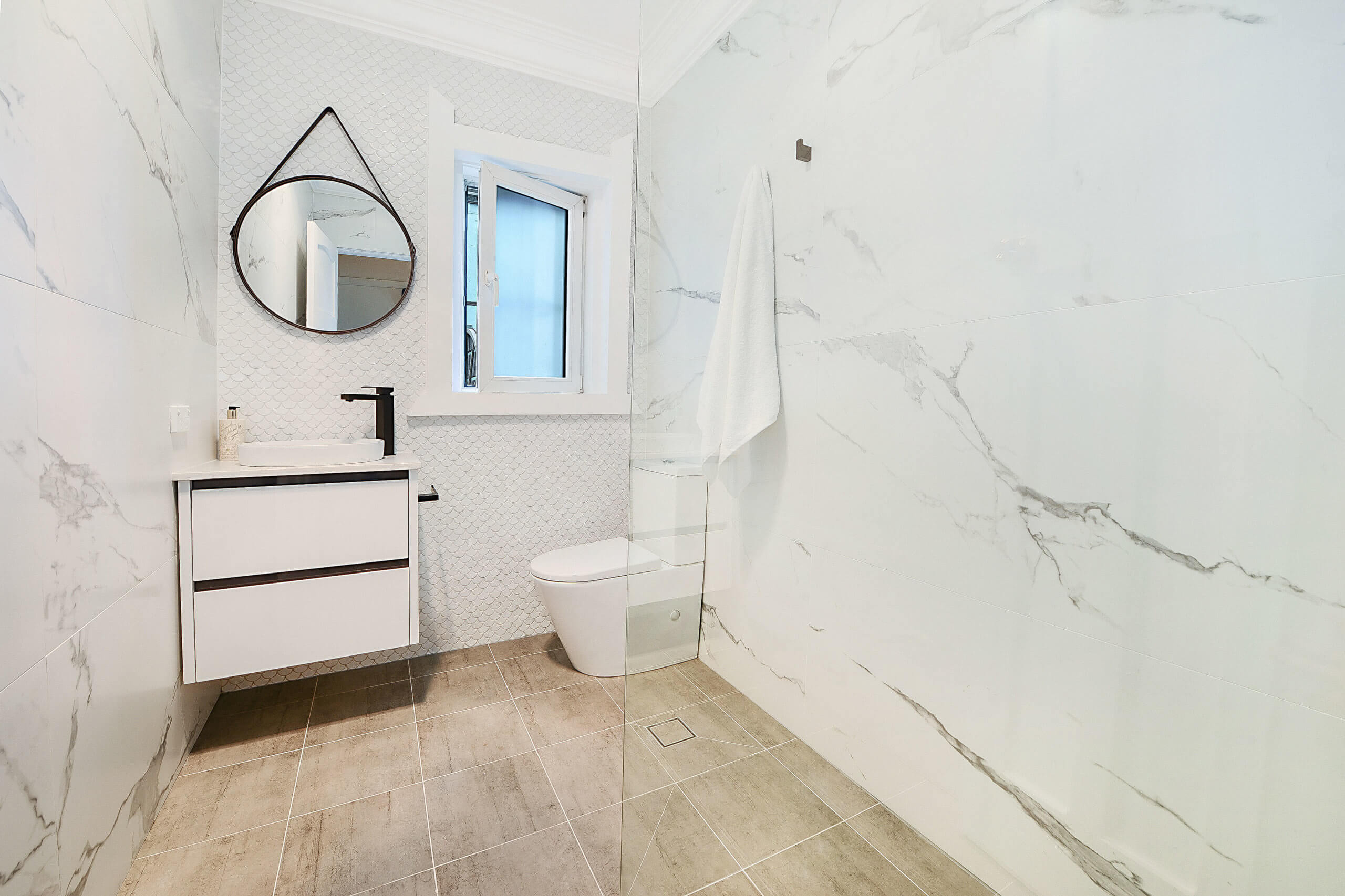 Complete apartment renovation in Bondi Beach